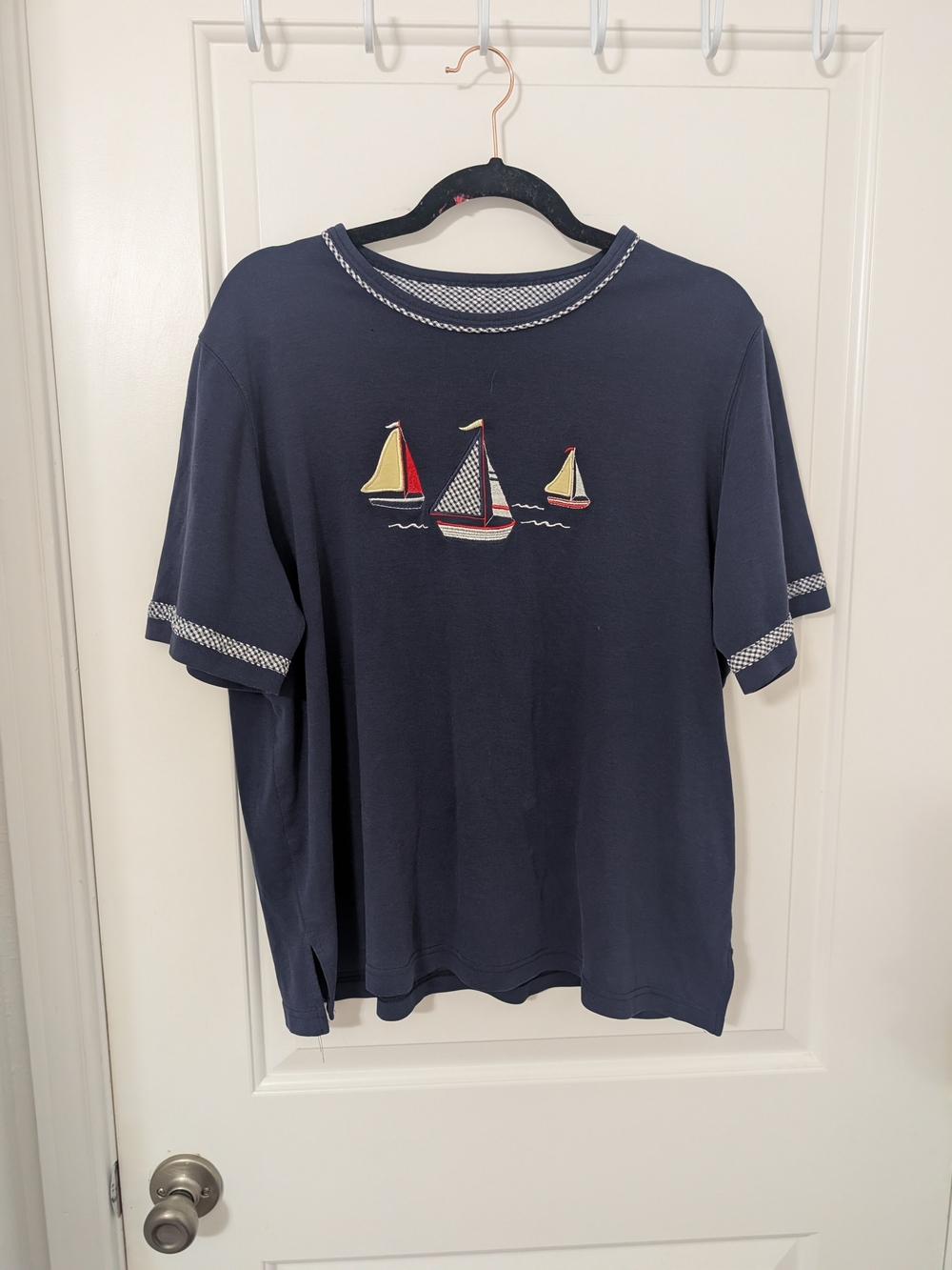 Vintage Navy Sailboat Embroidered Gingham Trim Top Shirt Size XL